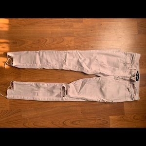 good condition baby pink ripped jeans